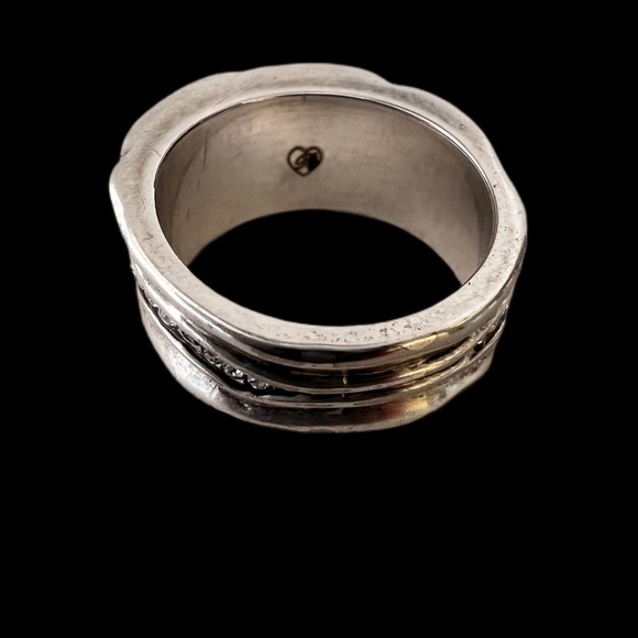 Brighton detail ting with wave pattern.  Silver plated with intertwined crystals - Picture 3 of 7